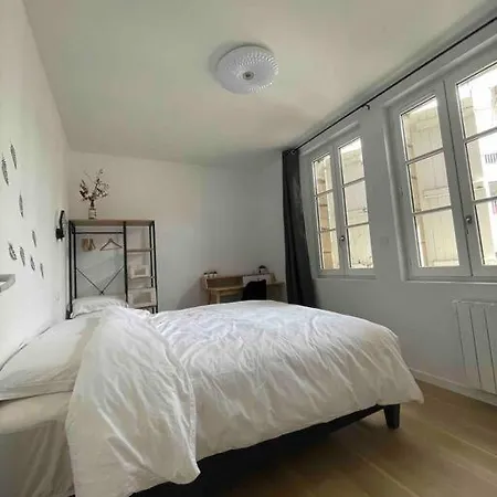 Appartement T2 A Centre Ville Brive-la-Gaillarde Exterior photo